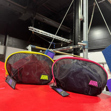 Load image into Gallery viewer, Gym Clutch